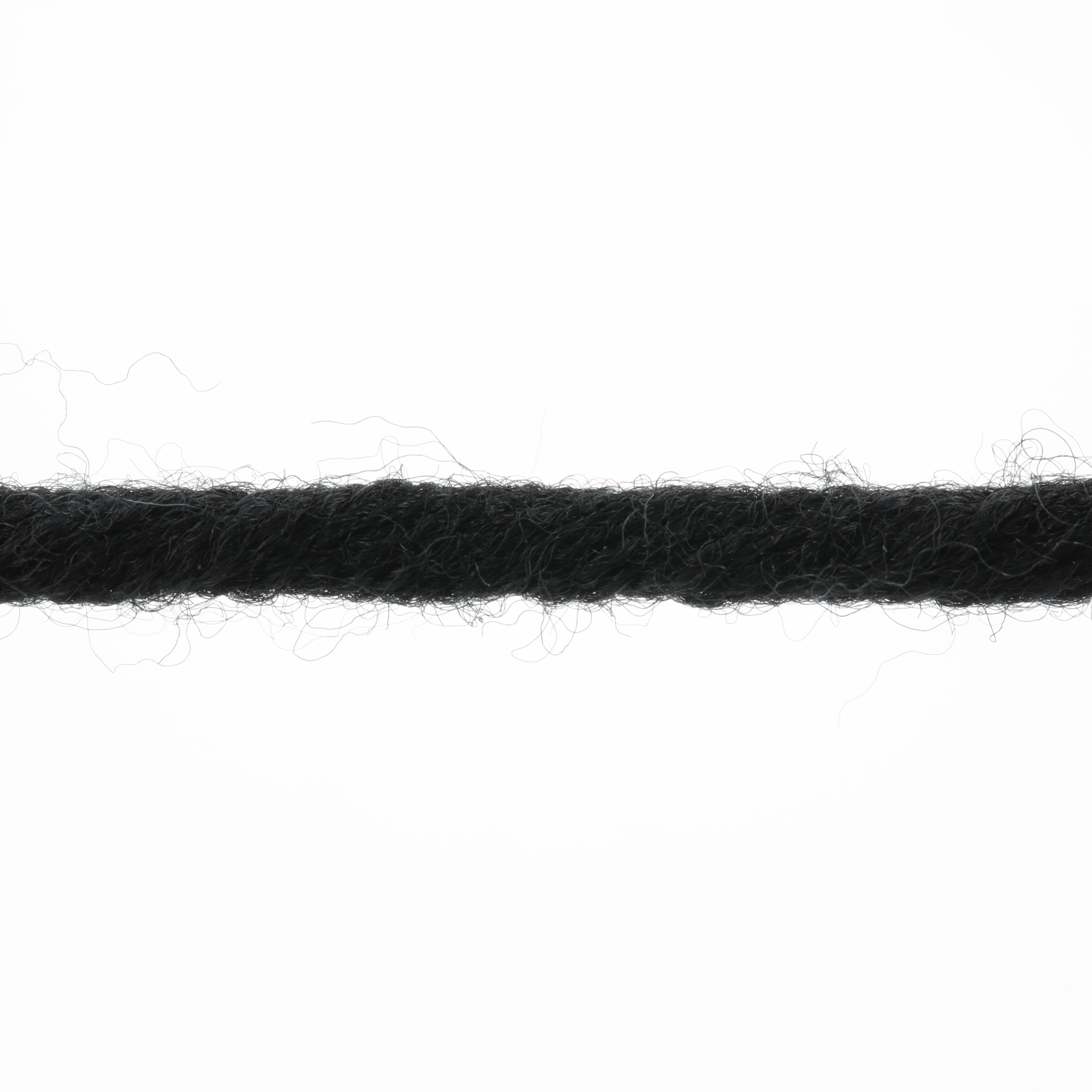 LANG MERINO 50 100GR 0004 SCHWARZ