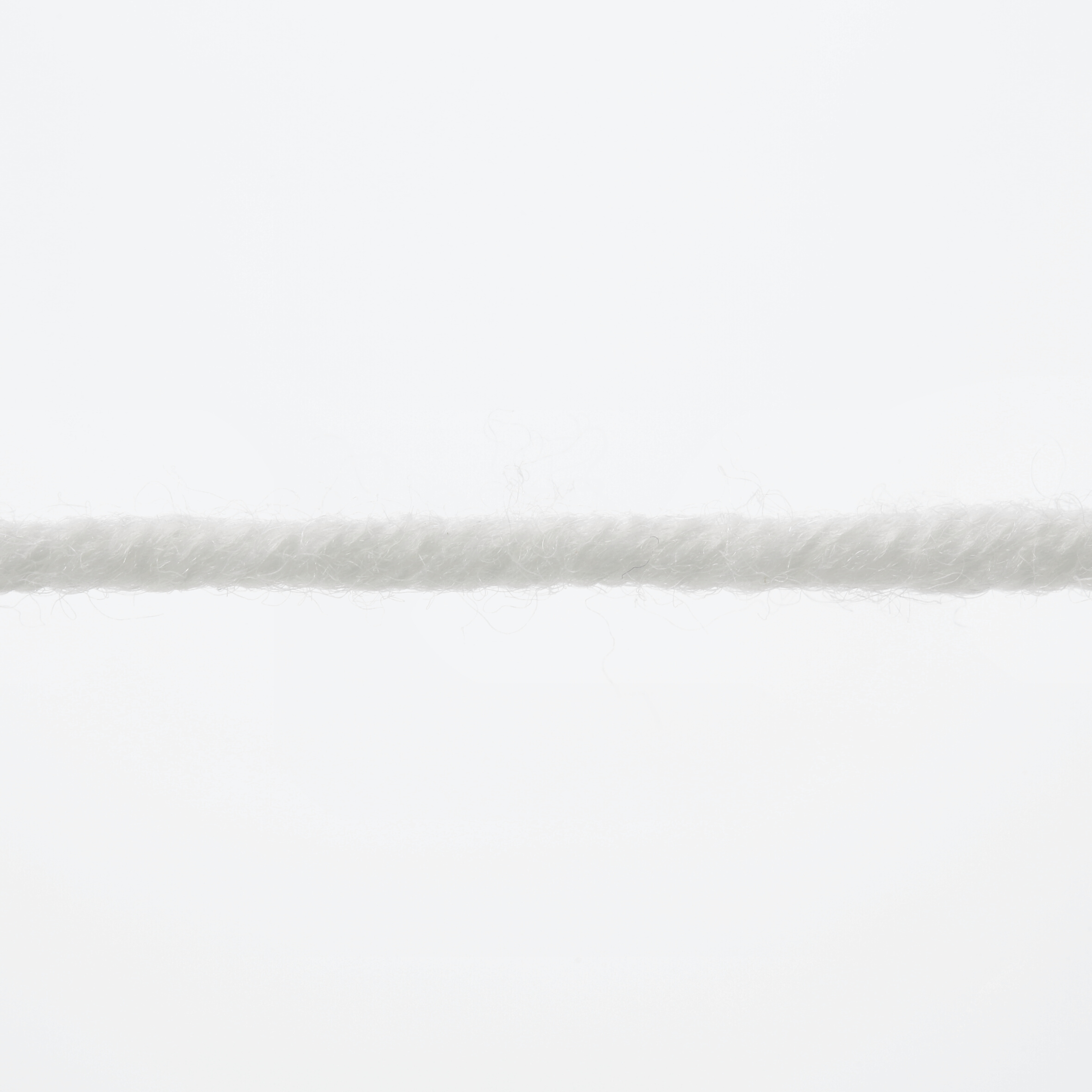 LANG MERINO + 50GR 0001 WEISS LANG MERINO + 50GR 0001 WEISS